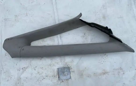 Ford Galaxy (A) pillar trim AM21U031A90 AM21U03198A