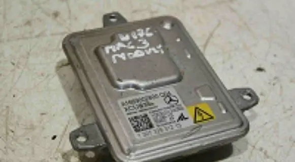 Mercedes-Benz A W176 Headlight ballast module Xenon A1669002800