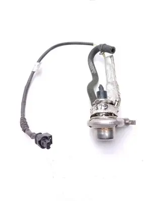 Mercedes-Benz GLE (W166 - C292) AdBlue injector A0004901313