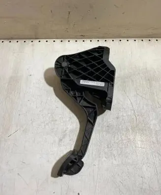 Clutch pedal