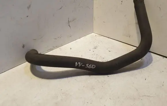 Volvo S60 Engine coolant pipe/hose 30745332