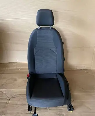 Seat Leon (5F) Front driver seat 5Q4881105AB 920061051114