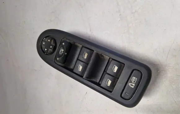 Electric window control switch