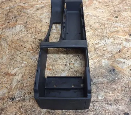 BMW 3 E46 Center console 8213680 51168213680