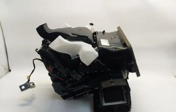 Interior heater climate box assembly