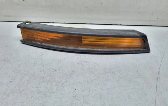 Volkswagen PASSAT B6 Front indicator light 3C0807718