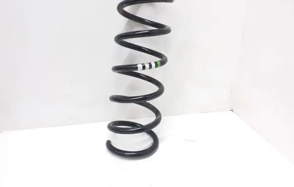 Mercedes-Benz C W205 Front coil spring