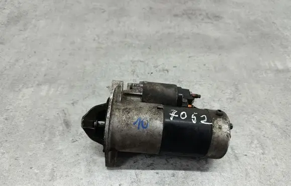 Opel Insignia A Starter motor 55352882