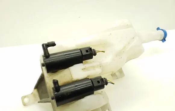 Fiat Sedici Windshield washer fluid reservoir/tank 3840079J