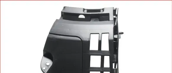 Volvo XC40 Front bumper mounting bracket 