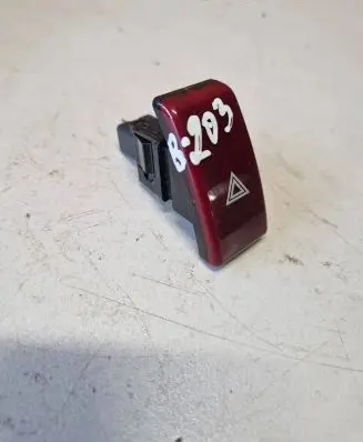 Subaru XV Hazard light switch 06019