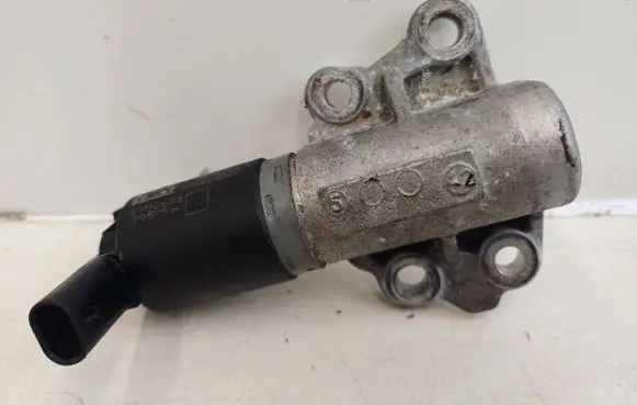 Volvo XC60 Camshaft position sensor 31430751