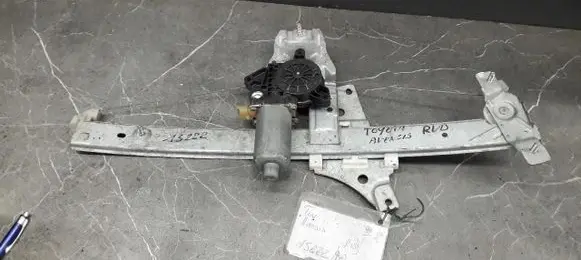 Toyota Avensis T220 Front window lifting mechanism without motor 100208-xxx