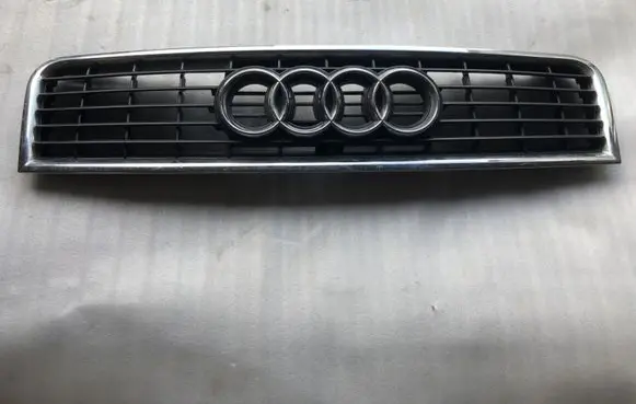 Audi A4 S4 B6 8E 8H Front grill 8E0853651B