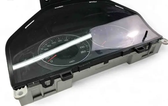 Volvo XC60 Speedometer (instrument cluster) 31270899AA