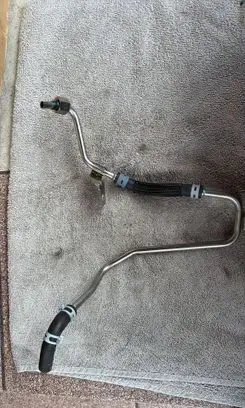 Volkswagen Golf VII Vacuum line/pipe/hose 04L131552