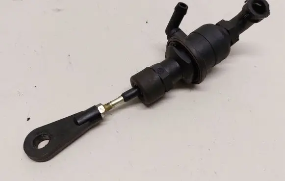 Clutch master cylinder