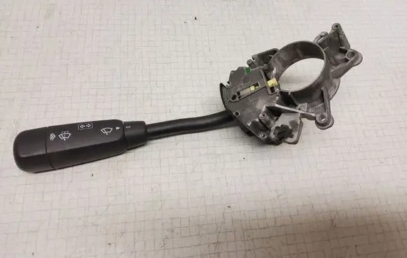 Mercedes-Benz E W210 Indicator stalk A2105450110