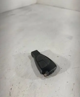 Mercedes-Benz E W211 Ignition key/card 