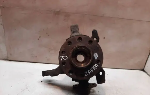 Opel Zafira A Front wheel hub