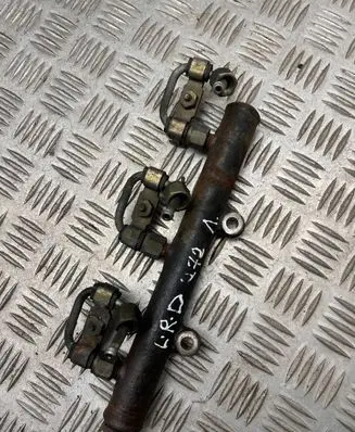 Land Rover Discovery 3 - LR3 Fuel main line pipe 4R8Q9D280AC A2C20001330
