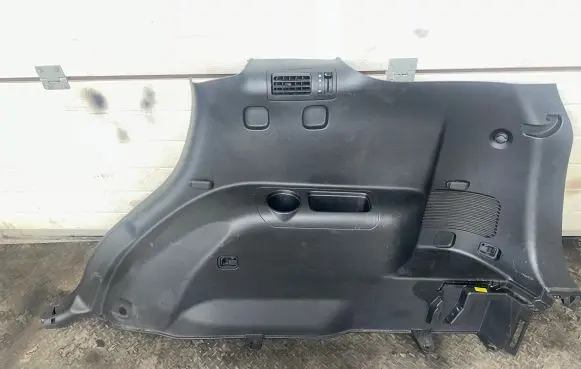 KIA Sorento Trunk/boot side trim panel 857402P700