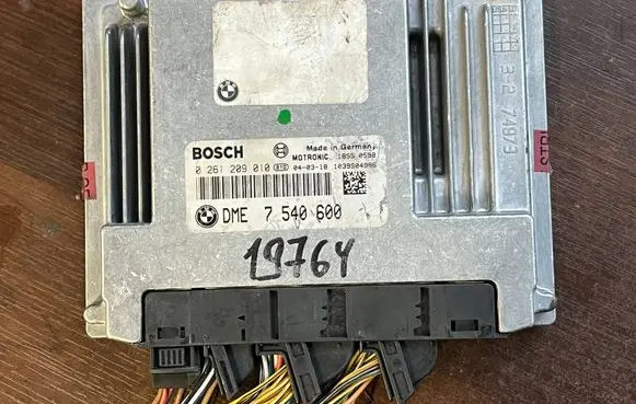 BMW 6 E63 E64 Engine control unit/module 7540600 0261209010