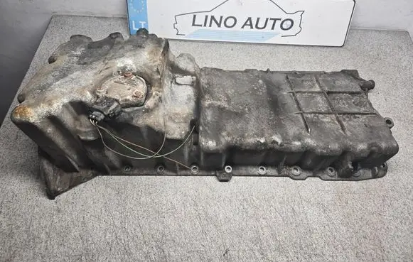 BMW 5 E39 Oil sump 2248645