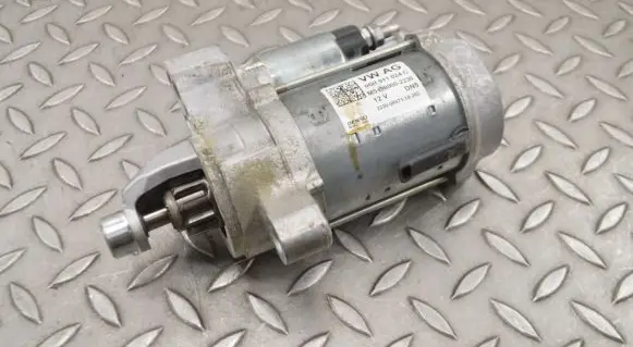 Audi A4 S4 B9 8W Starter motor 06H911024C