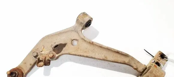 Nissan X-Trail T30 Front lower control arm/wishbone