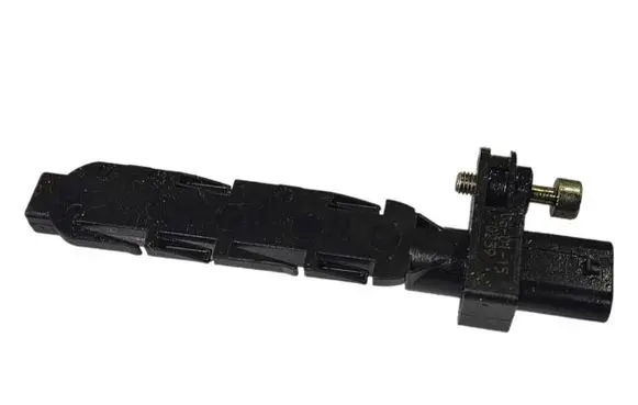 BMW 5 F10 F11 Crankshaft position sensor 7806782 025071