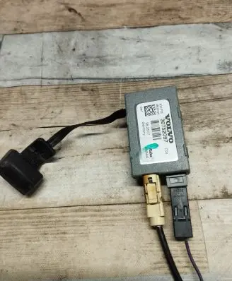 Antenna control unit