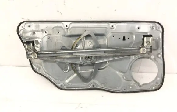 Volvo XC70 Front door electric window regulator 30661066