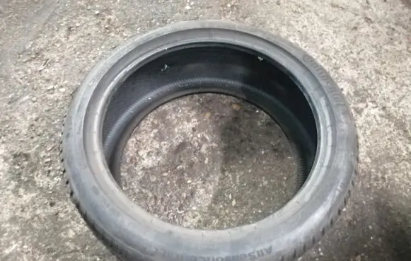 Volkswagen Golf IV R18 summer tire 22540R18