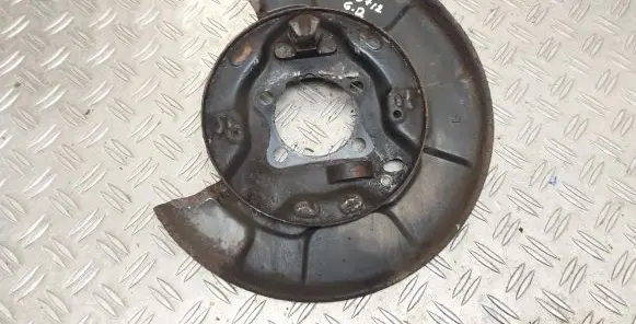 Toyota Prius+ (ZVW40) Rear brake disc plate dust cover 