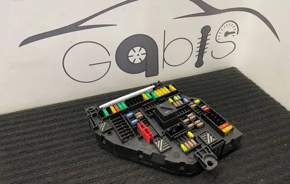 BMW X4 F26 Fuse module 9315151 1703345