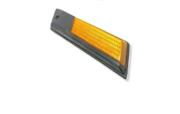 BMW 3 E30 Front fender indicator light 1367803