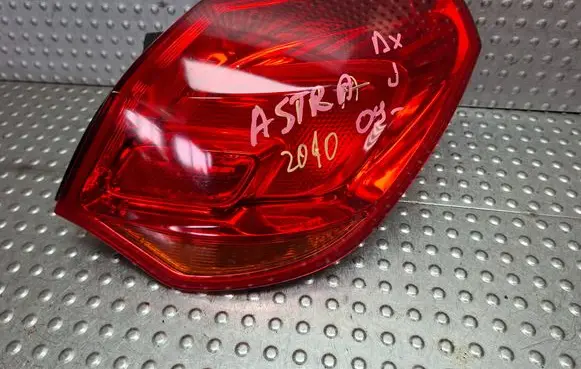 Opel Astra J Rear/tail lights S27639099 13262012