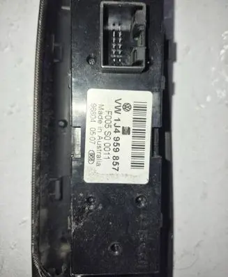 Volkswagen PASSAT B5 Electric window control switch 1J4959857