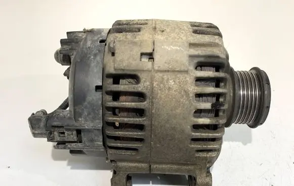Volkswagen Caddy Generator/alternator 06F903023C