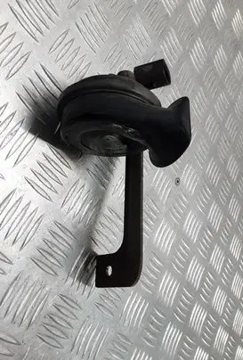 Volkswagen Touareg I Horn signal 7L6951185