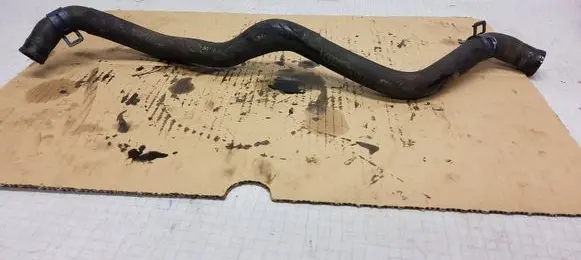 Volkswagen Transporter - Caravelle T4 Engine coolant pipe/hose 074121058F