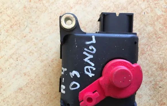 Audi A4 S4 B6 8E 8H A/C air flow flap actuator/motor 8D2820511D