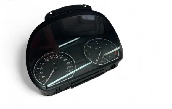 BMW 1 E81 E87 Speedometer (instrument cluster) 9110195