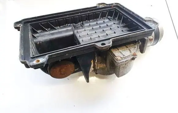 Mazda 323 Mass air flow meter b6s713210a 197100-4090