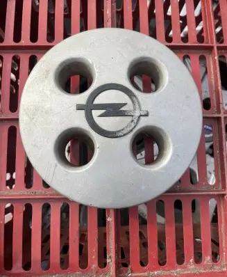 Opel Ascona C Original wheel cap 90158203 2512689