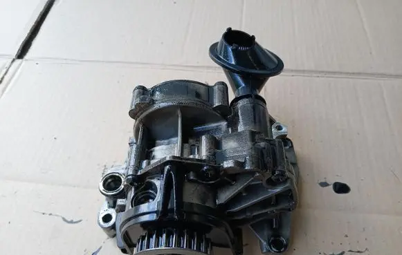 Hyundai Tucson IV NX4 Oil pump