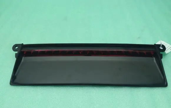 Porsche Panamera (970) Third/center stoplight 97063105004
