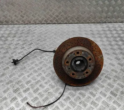 Porsche 911 996 Rear wheel hub 99633111105