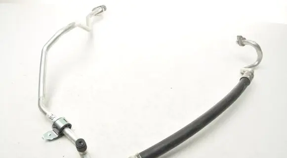 Mazda 3 Air conditioning (A/C) pipe/hose 